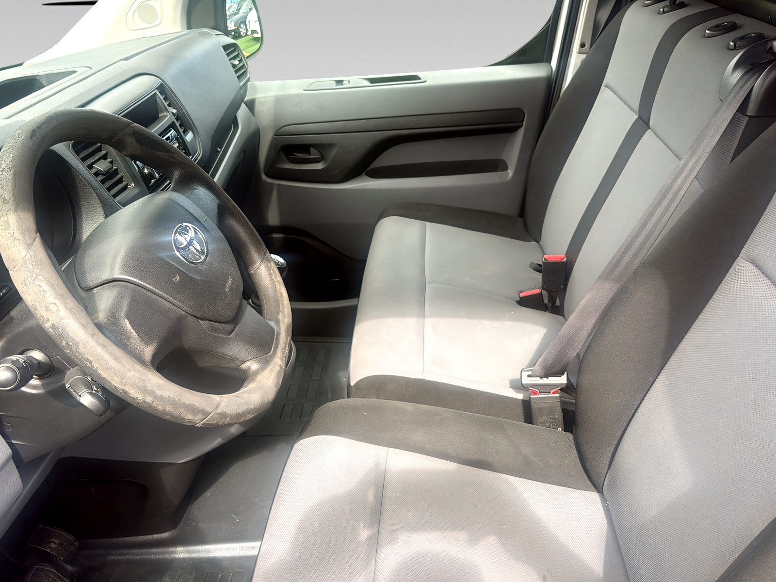 TOYOTA Proace 1.6D Panel Van L2 Terra-image-8
