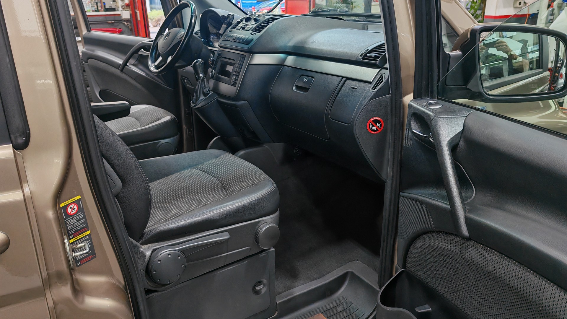 MERCEDES-BENZ Viano 2.2 CDI Blue Efficiency Trend 4Matic A-image-9