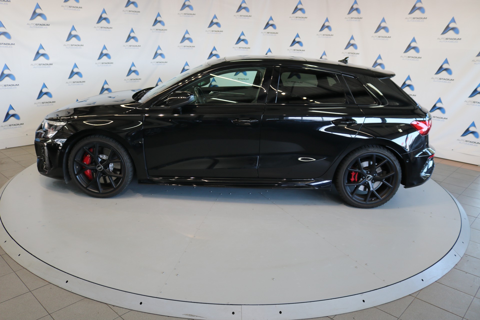 AUDI RS3 Sportback 2.5 TSI quattro S-tronic-image-16