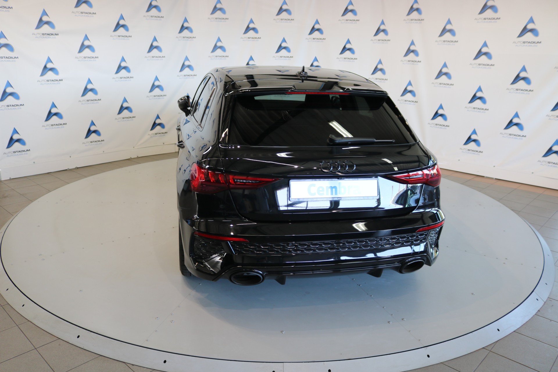 AUDI RS3 Sportback 2.5 TSI quattro S-tronic-image-19