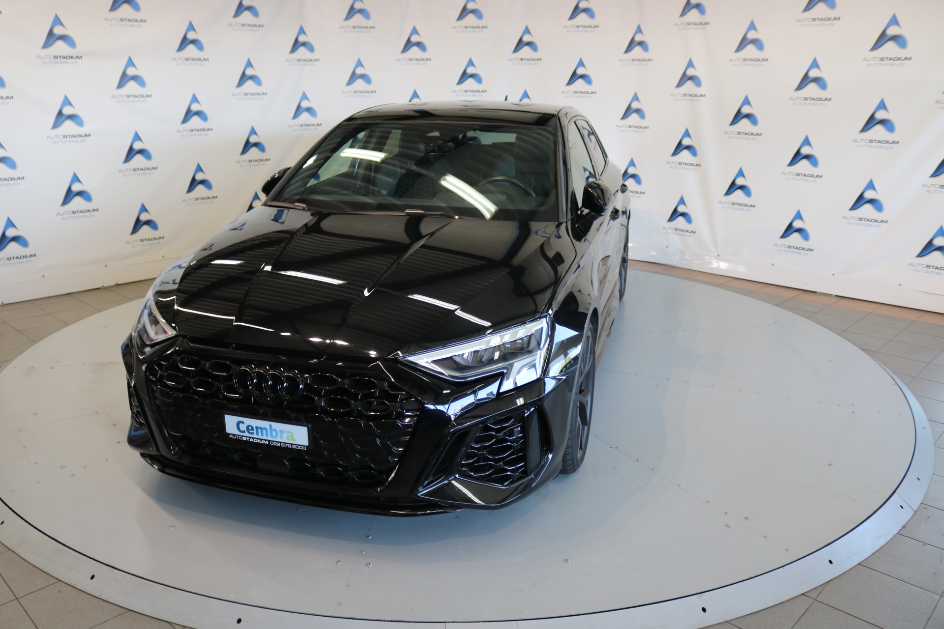 AUDI RS3 Sportback 2.5 TSI quattro S-tronic-image-10