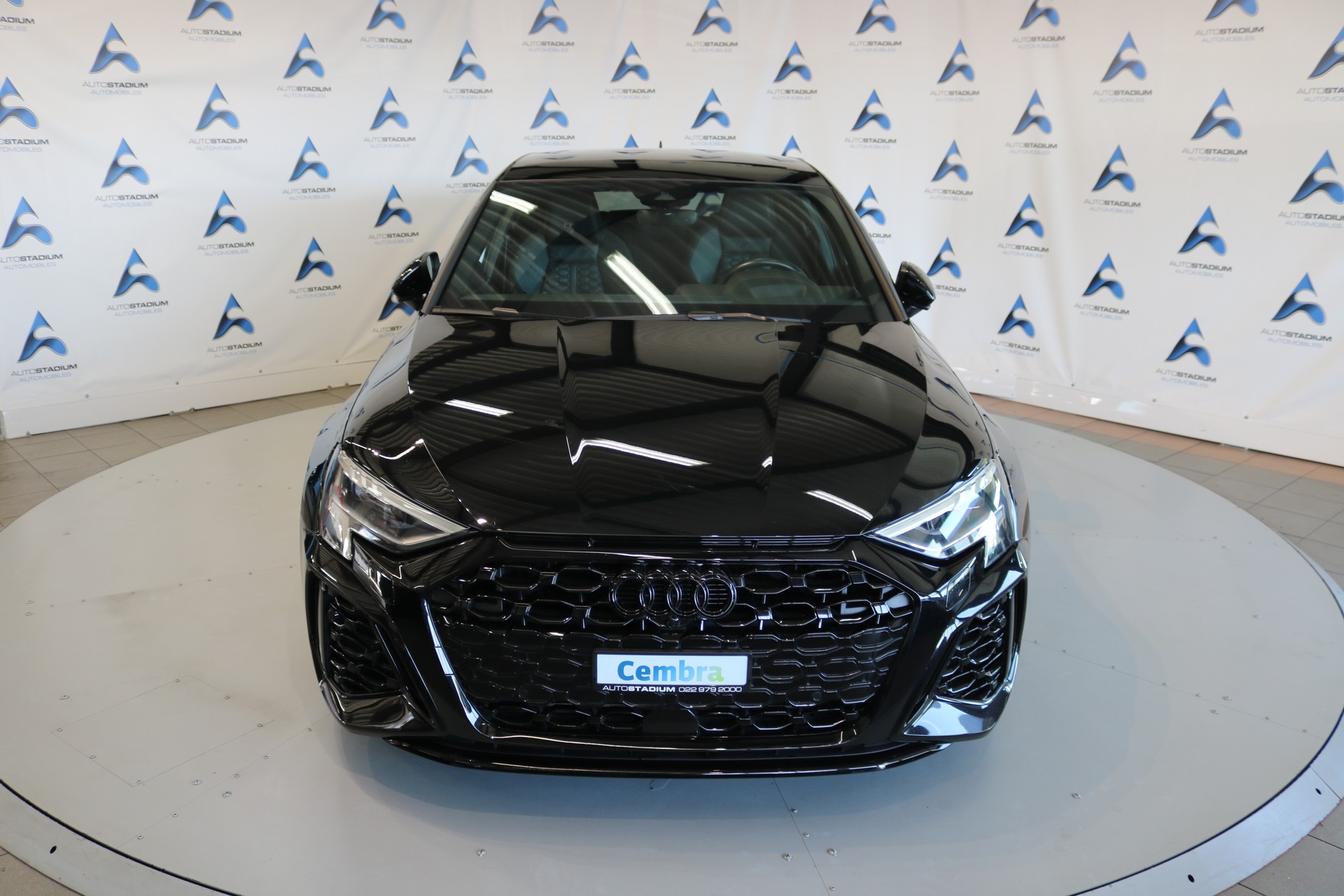AUDI RS3 Sportback 2.5 TSI quattro S-tronic-image-8