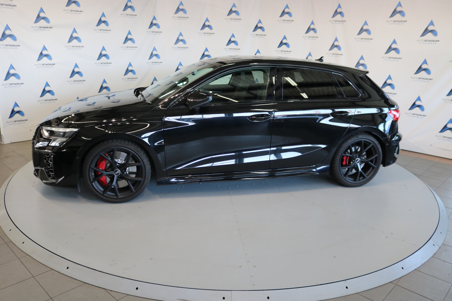 AUDI RS3 Sportback 2.5 TSI quattro S-tronic-image-15