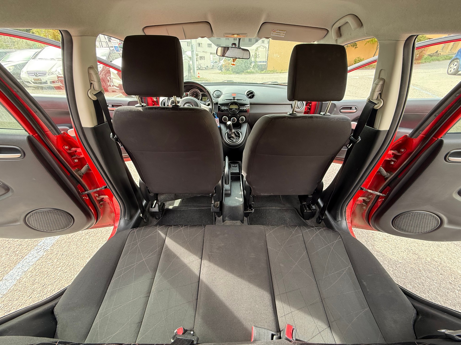 MAZDA 2 1.3i 16V Exclusive-image-21