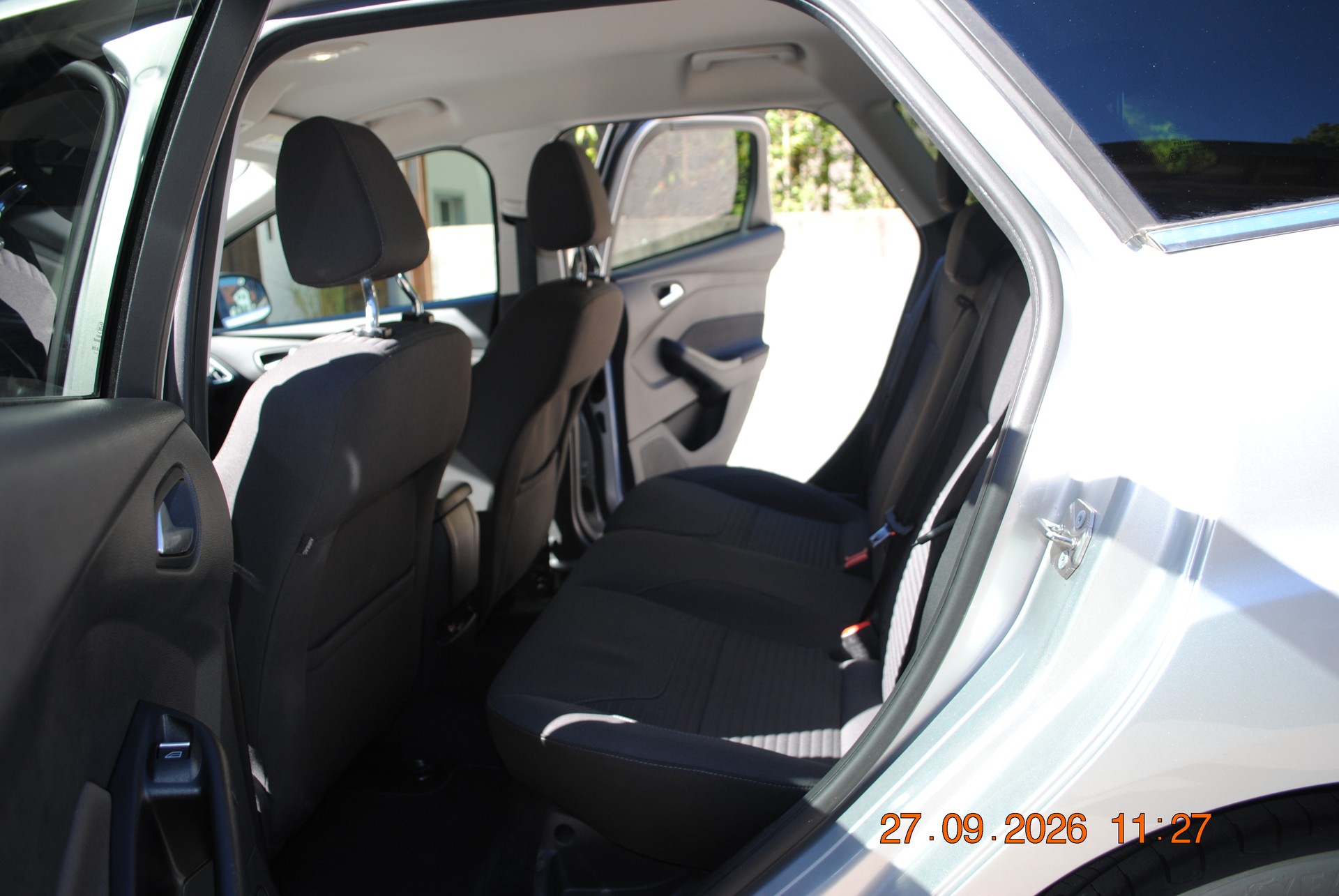 FORD Focus 1.0 SCTi Titanium-image-12