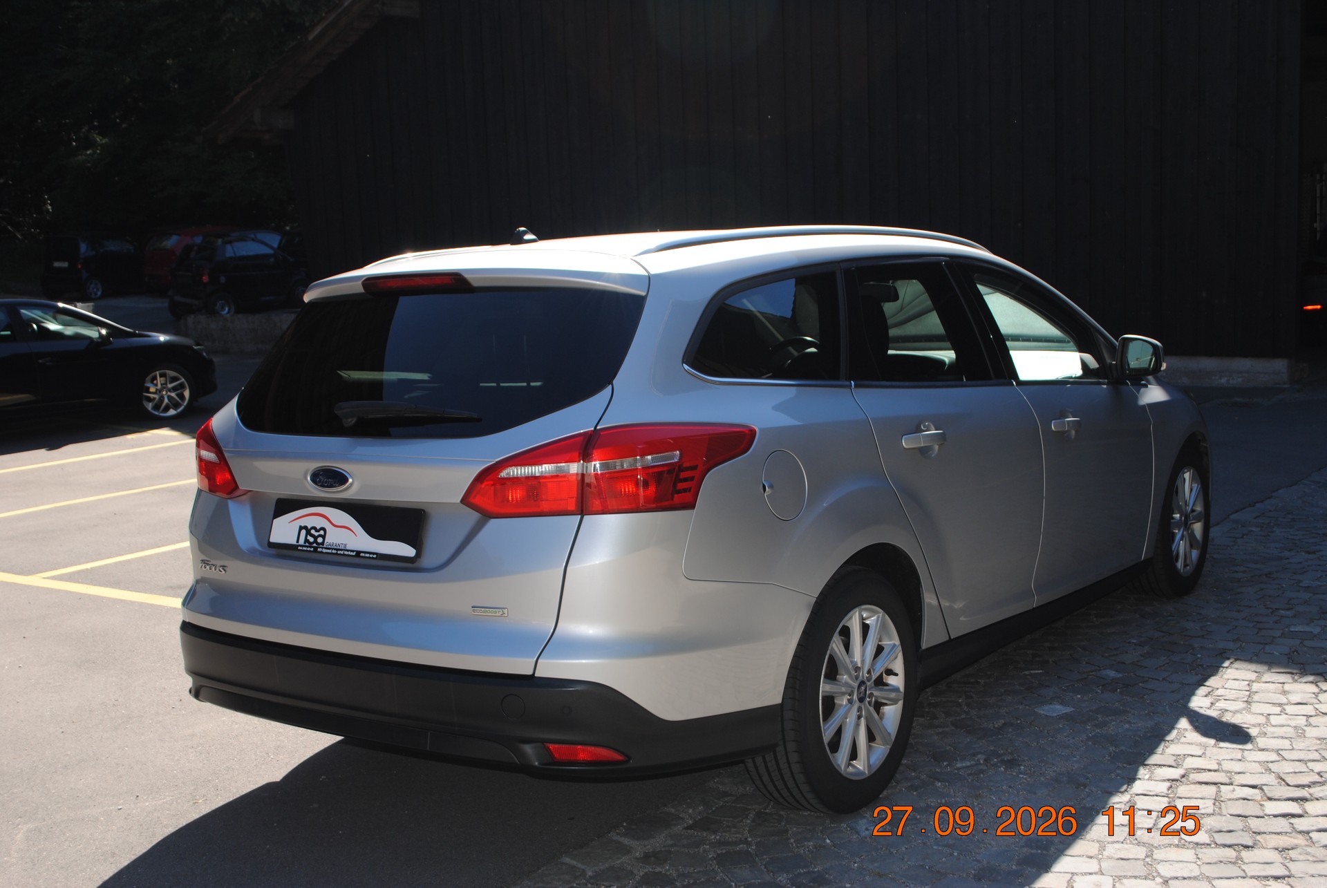 FORD Focus 1.0 SCTi Titanium-image-3