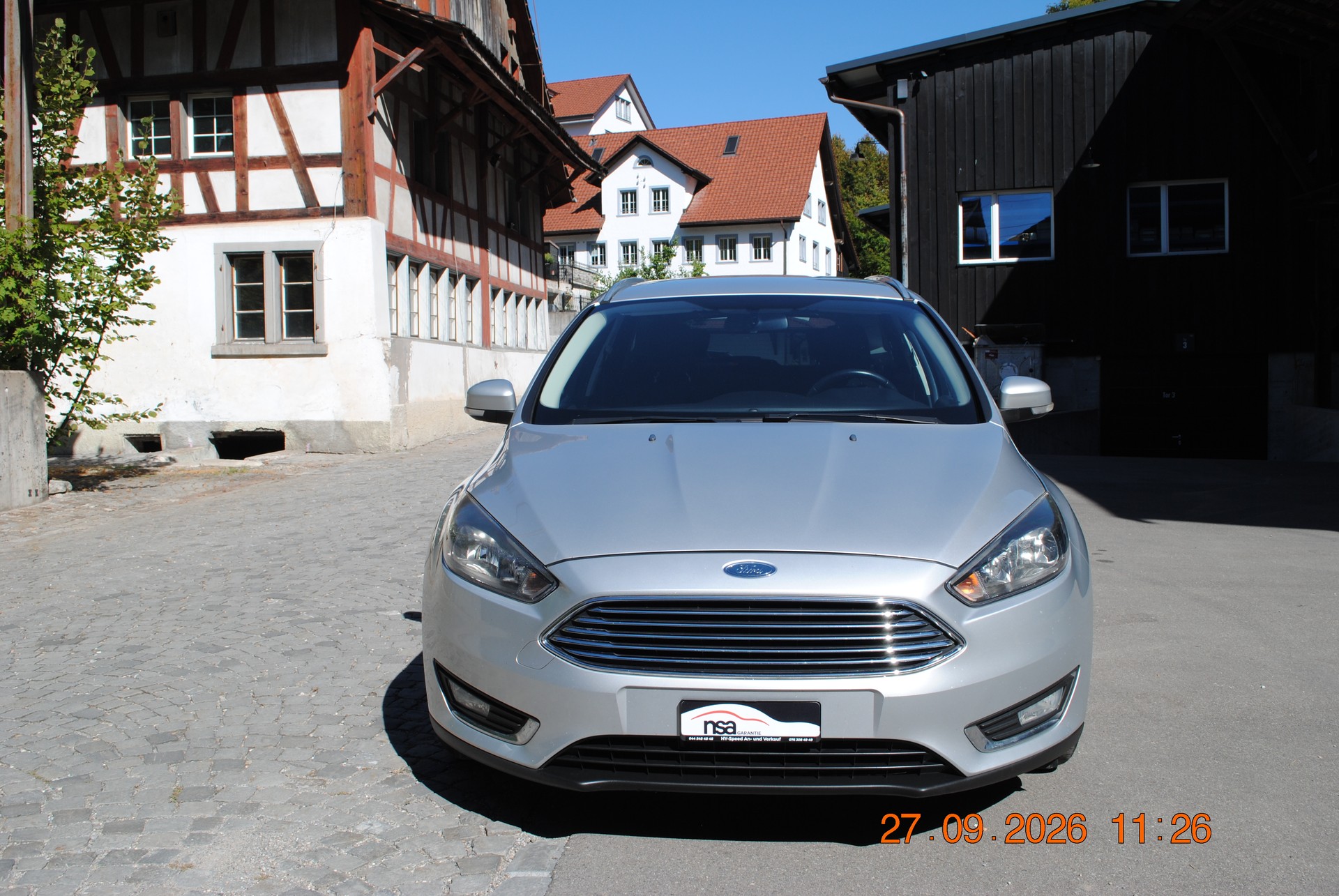 FORD Focus 1.0 SCTi Titanium-image-0