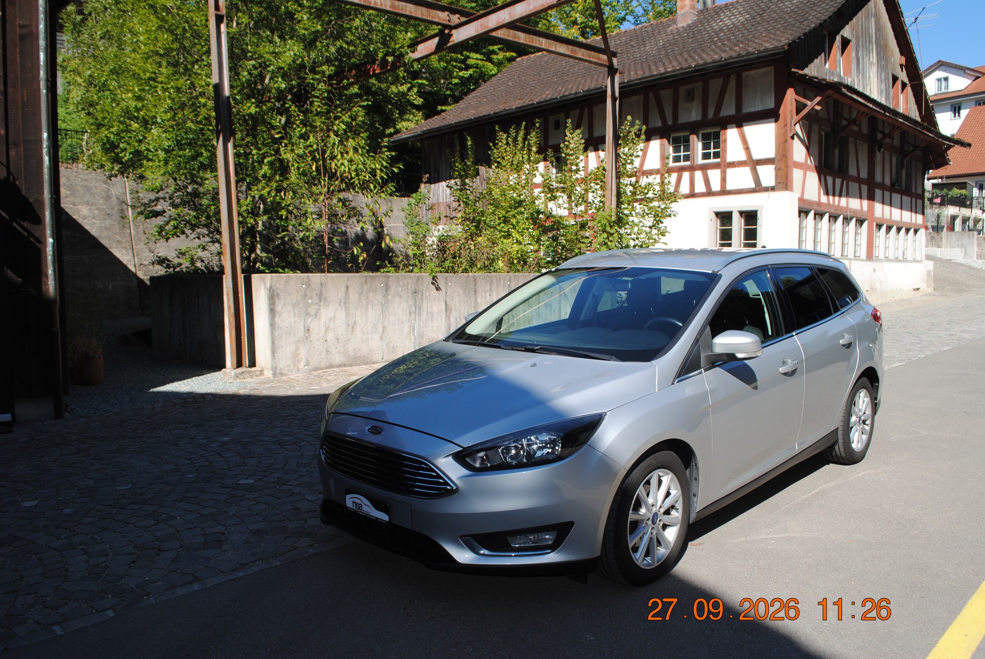 FORD Focus 1.0 SCTi Titanium-image-9