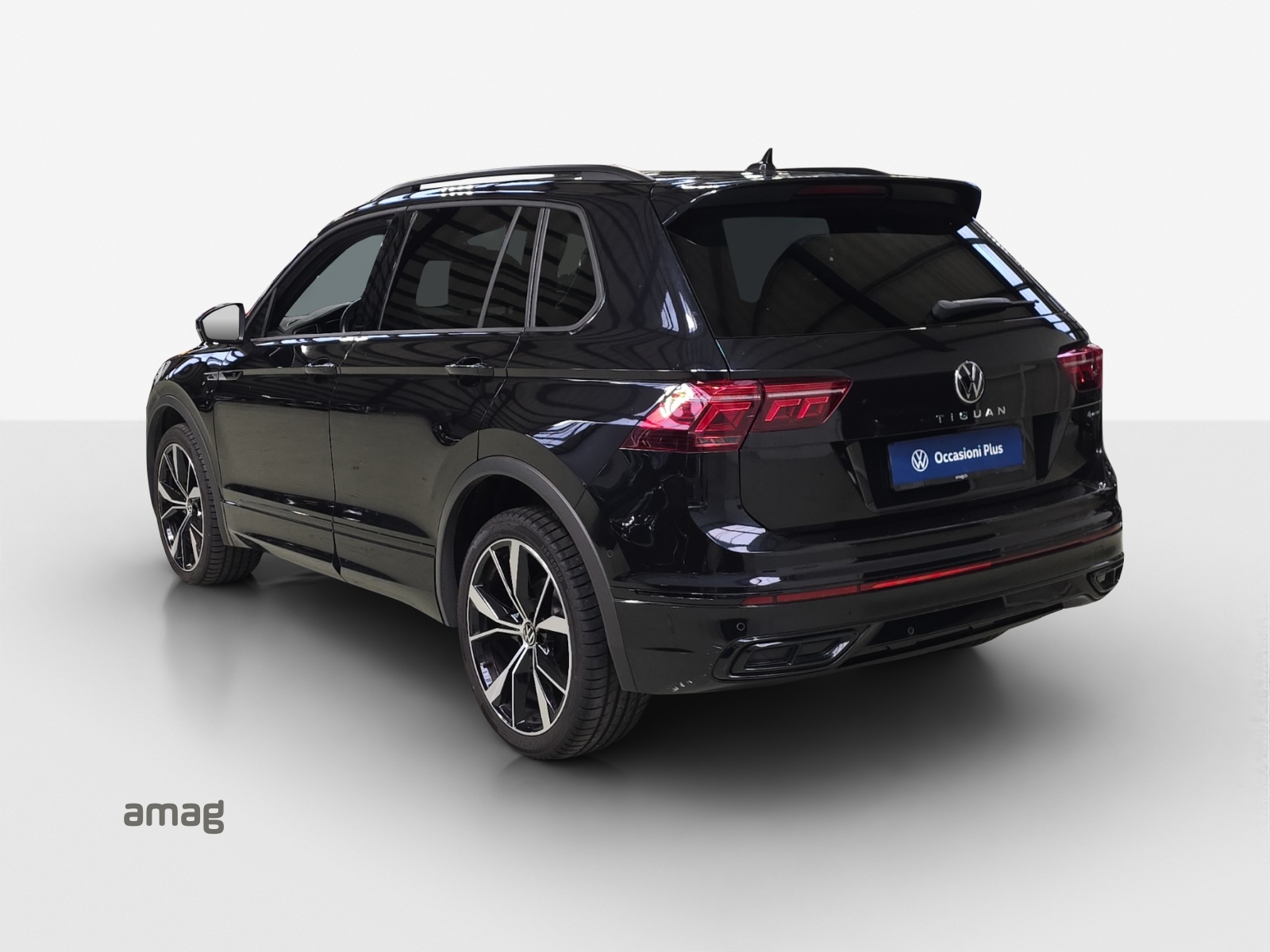 VW Tiguan 2.0TSI R-Line 4Motion DSG-image-2