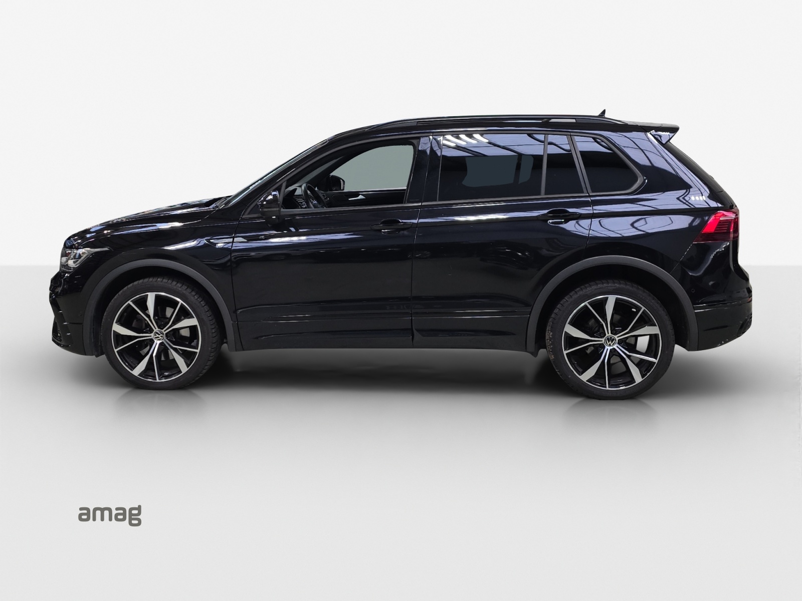 VW Tiguan 2.0TSI R-Line 4Motion DSG-image-1