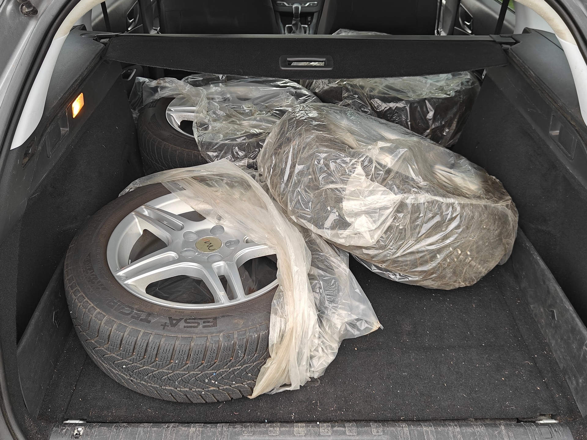 PEUGEOT 308 SW 1.2 THP Style Automatic-image-7