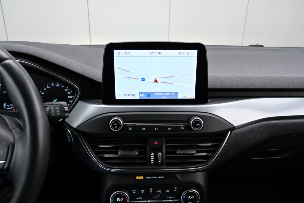 FORD Focus 1.5 SCTi Active X Automatic-image-11