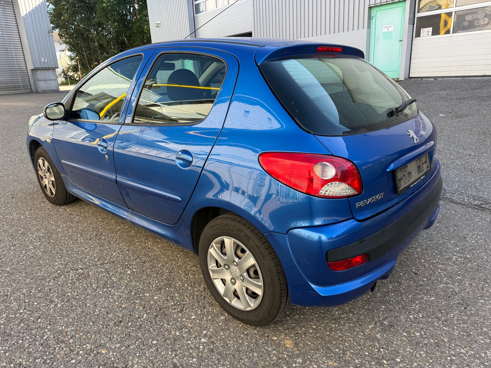 PEUGEOT 206+ 1.4 Trendy-image-5