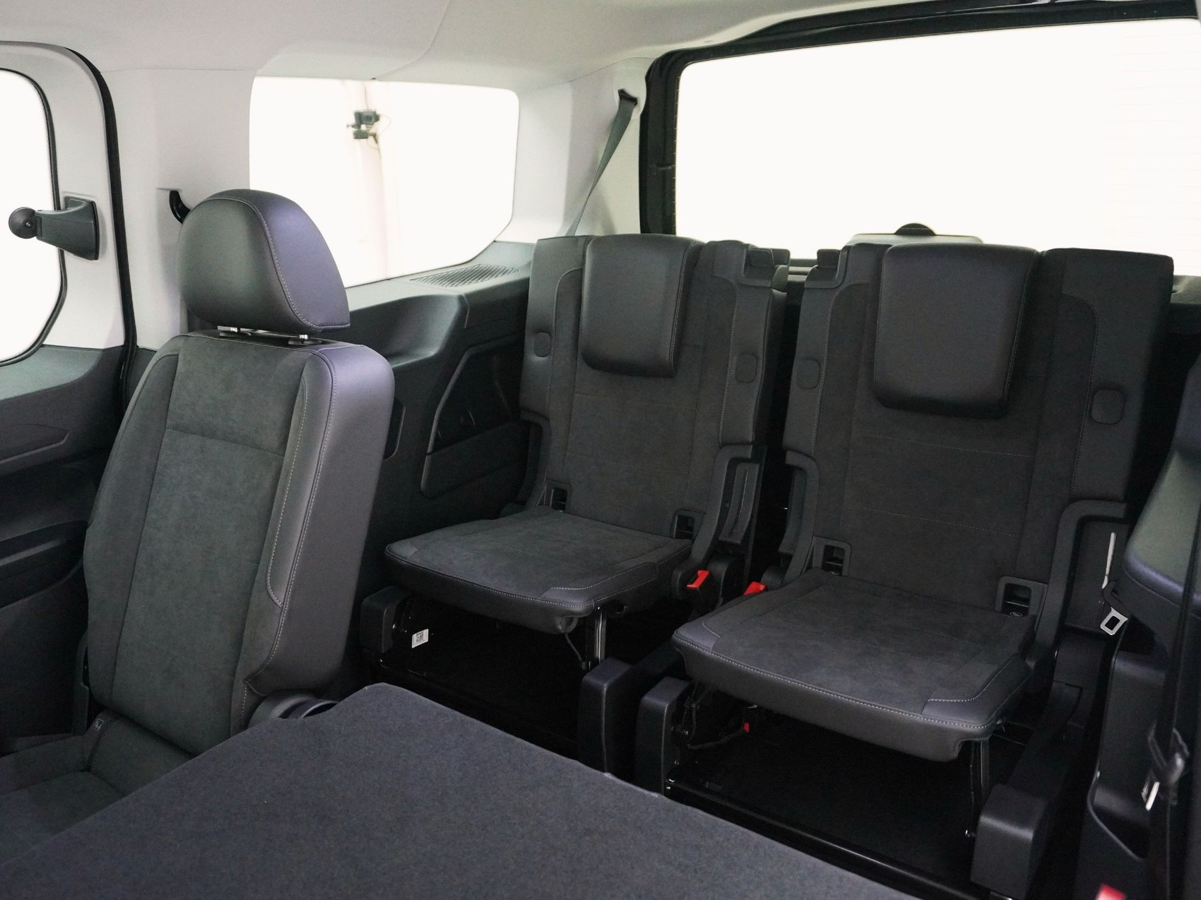 VW Caddy Maxi 1.5 TSI Style DSG-image-15