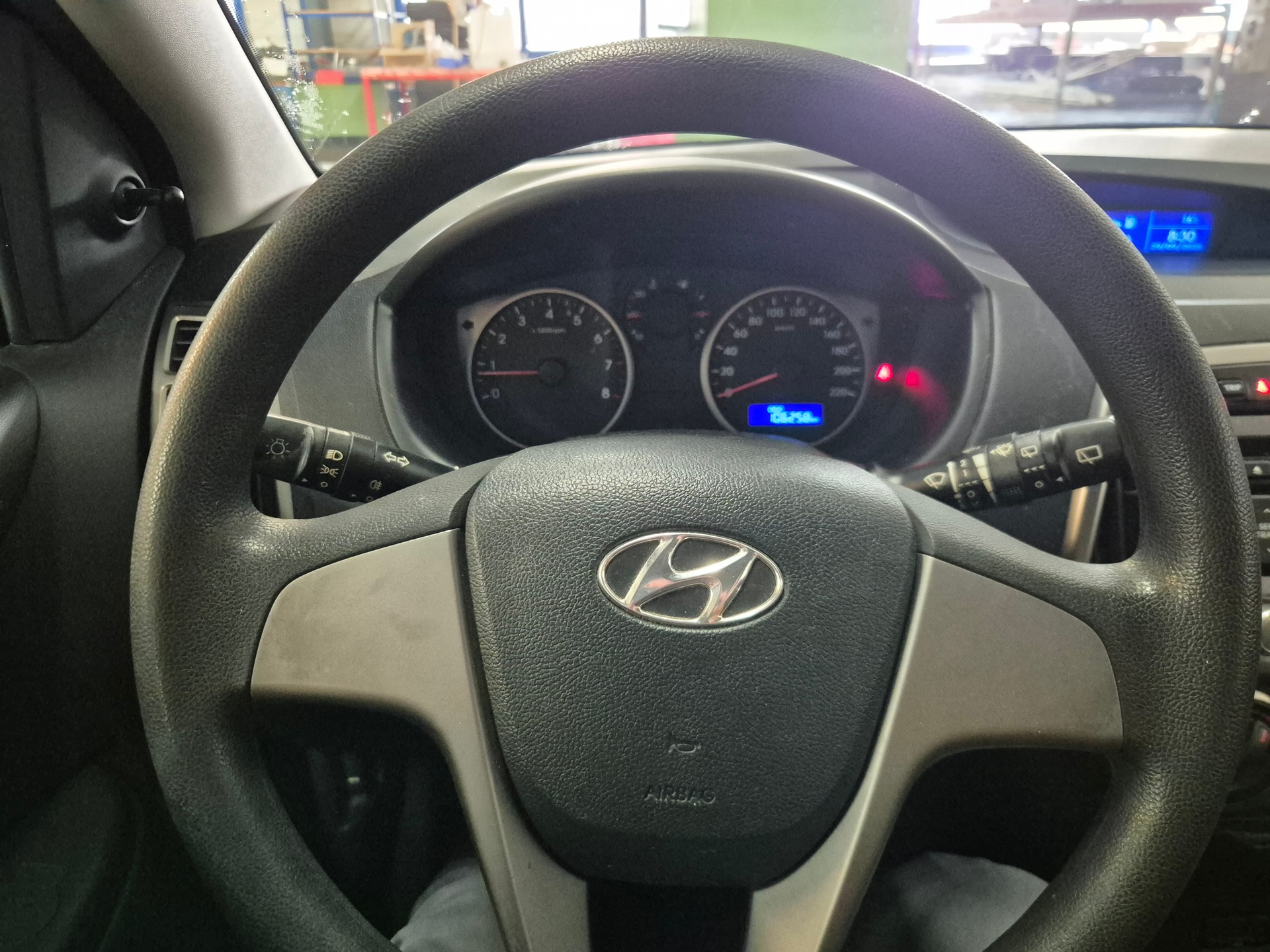 HYUNDAI i20 1.2 Comfort-image-8