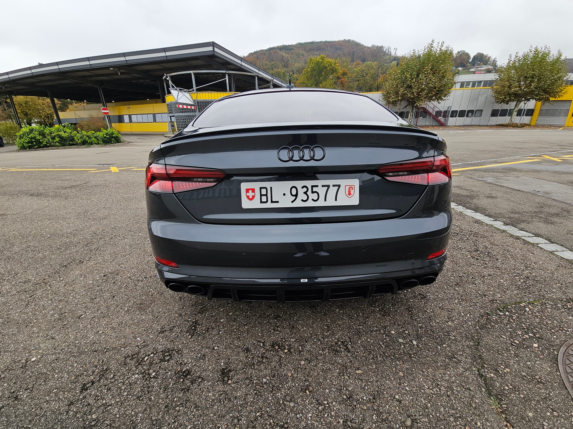 AUDI 3.0 V6 TFSI quattro T-Tronic-image-3