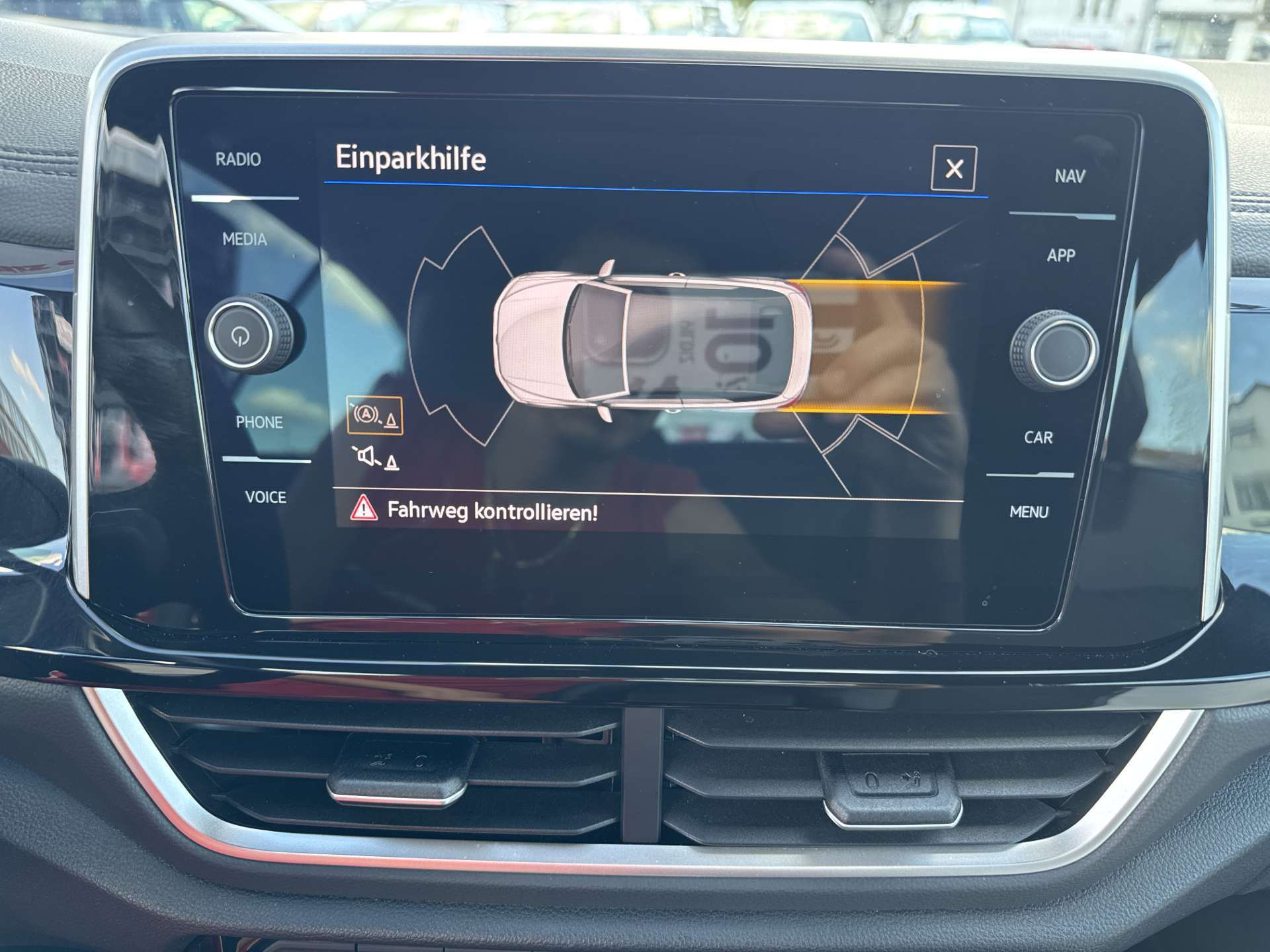 VW T-Roc Cabriolet 1.5 TSi EVO R-Line DSG-Automat-image-9