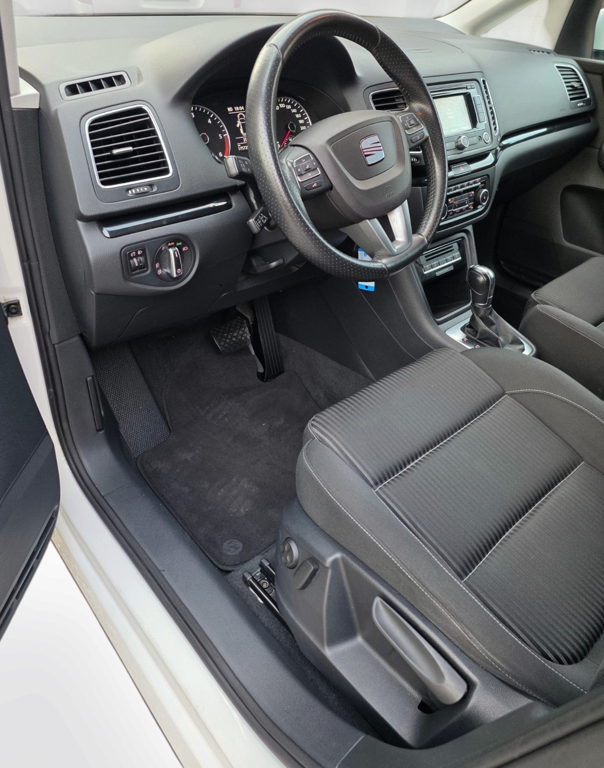 SEAT Alhambra 2.0 TDI Style Eco DSG-image-11
