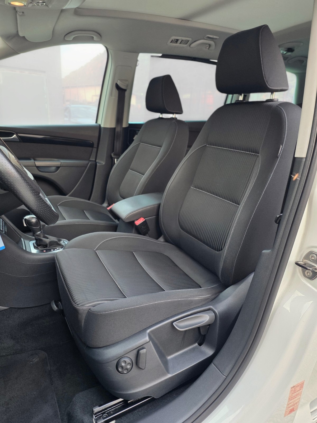 SEAT Alhambra 2.0 TDI Style Eco DSG-image-12