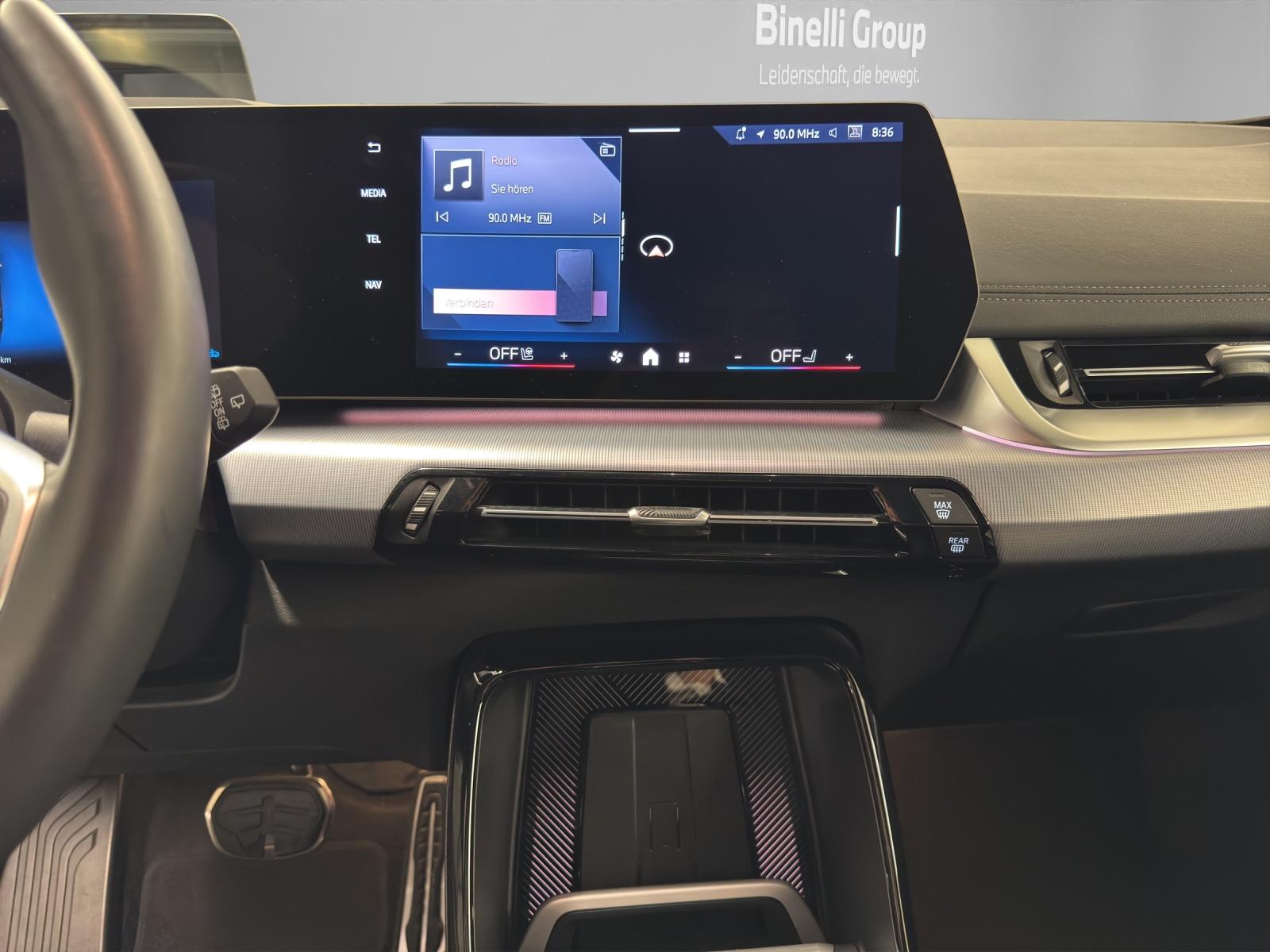 BMW 2er Active Tourer 220i-image-18