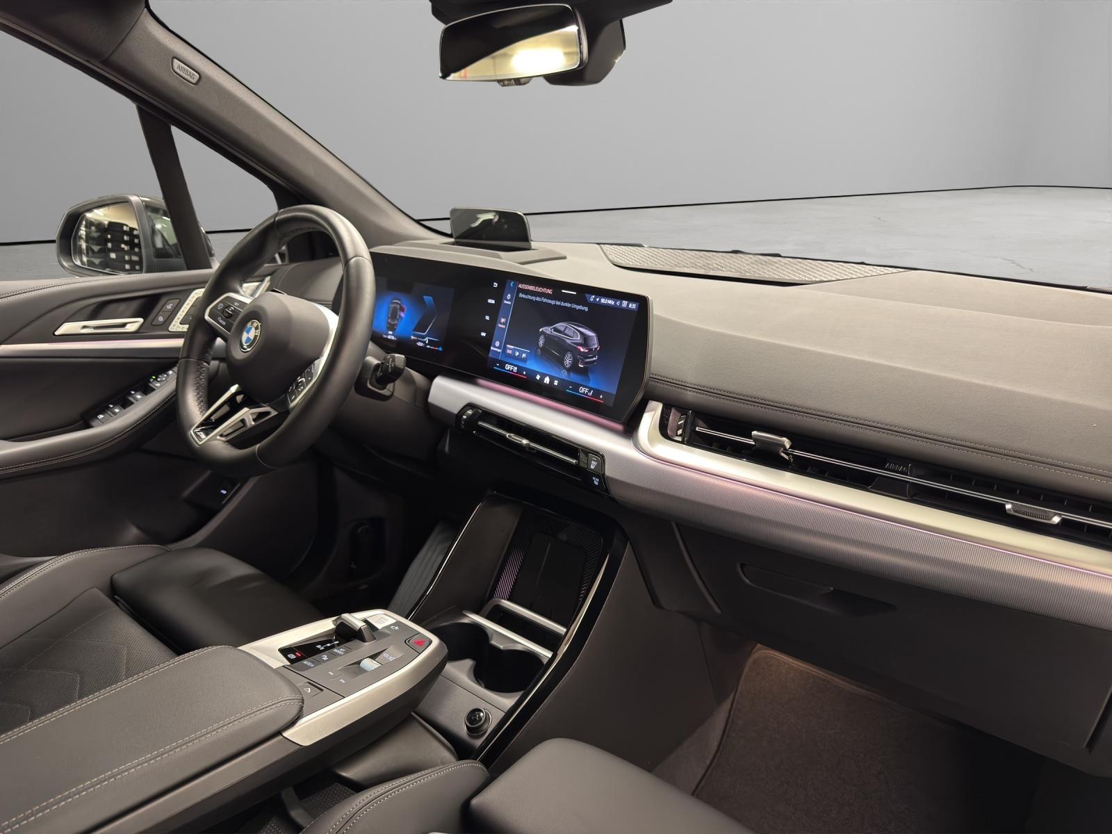 BMW 2er Active Tourer 220i-image-17