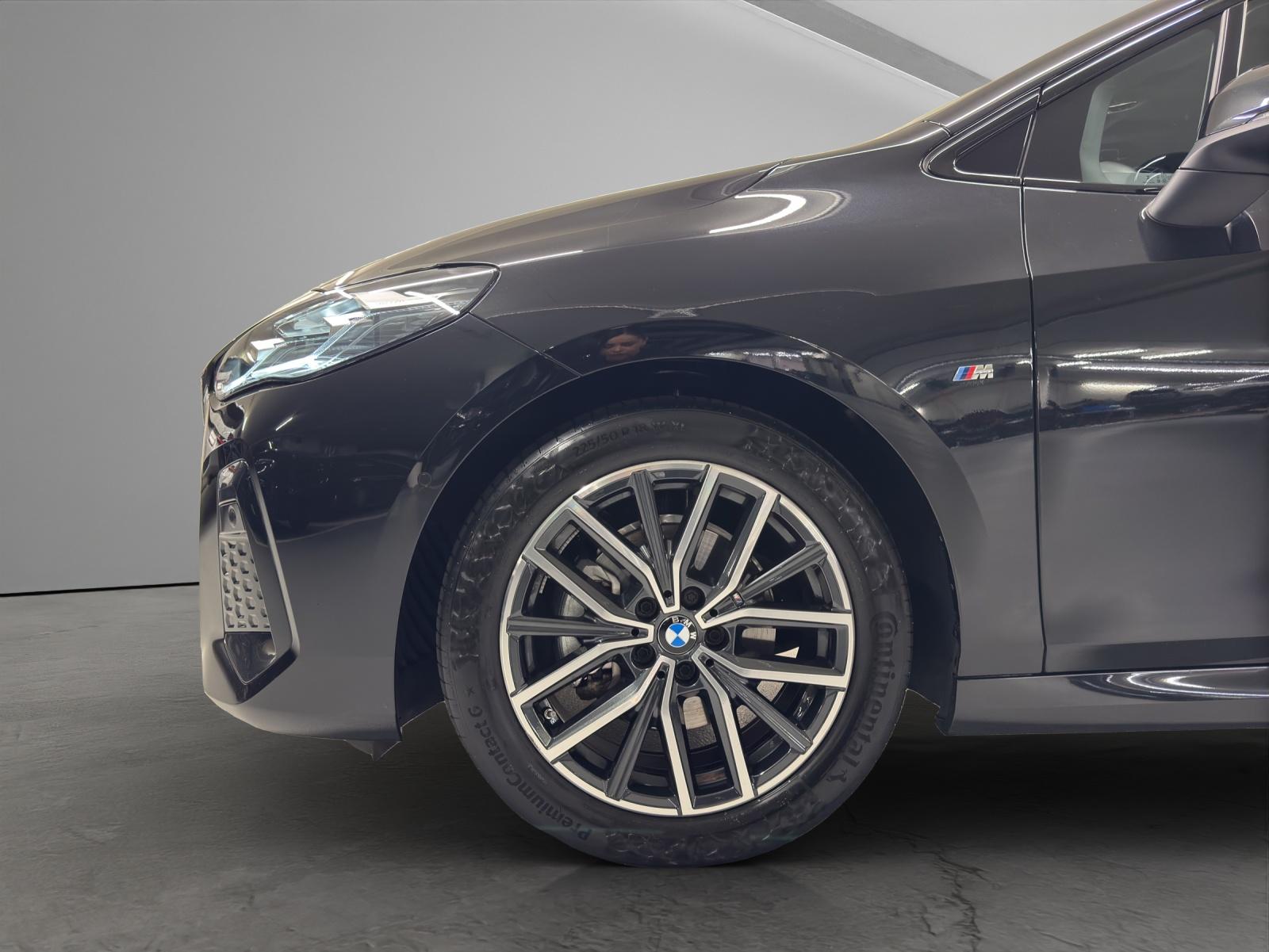 BMW 2er Active Tourer 220i-image-8