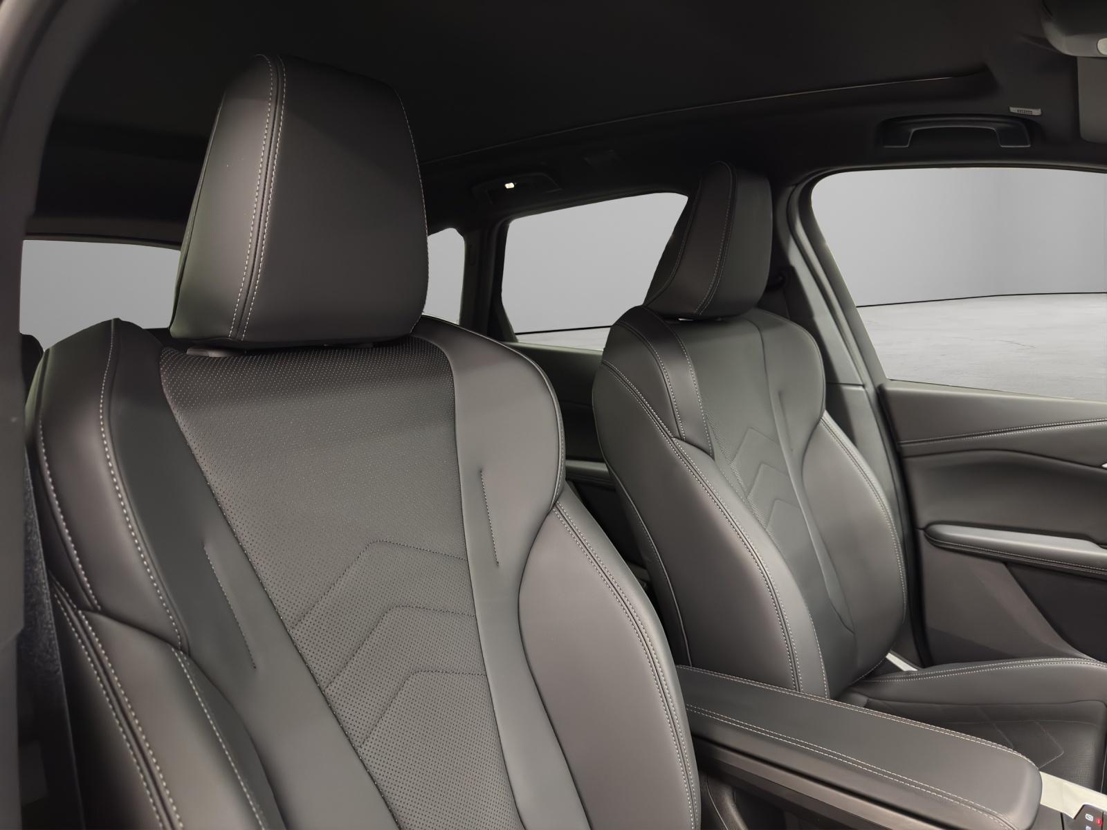 BMW 2er Active Tourer 220i-image-14