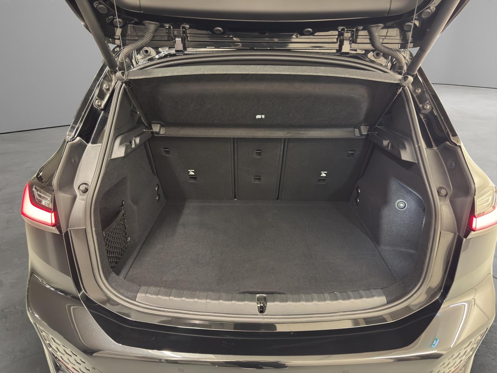 BMW 2er Active Tourer 220i-image-9