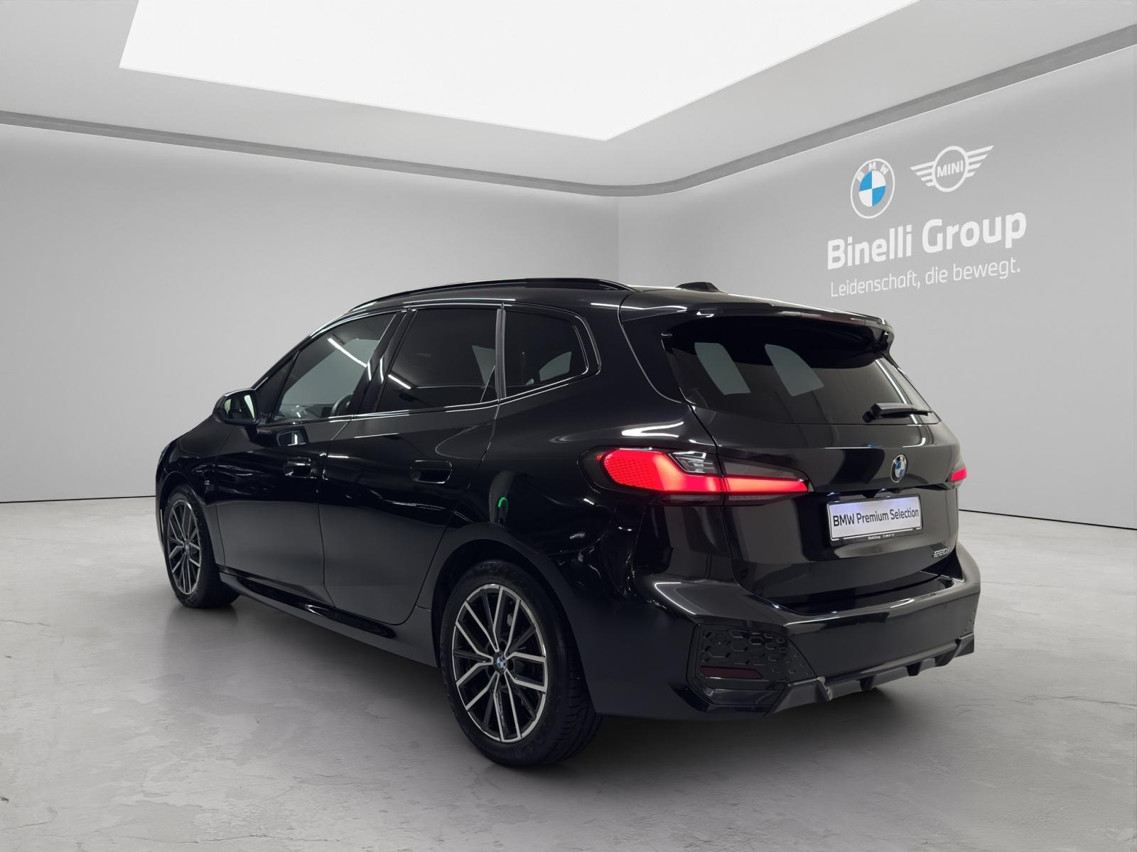 BMW 2er Active Tourer 220i-showroom-element-2