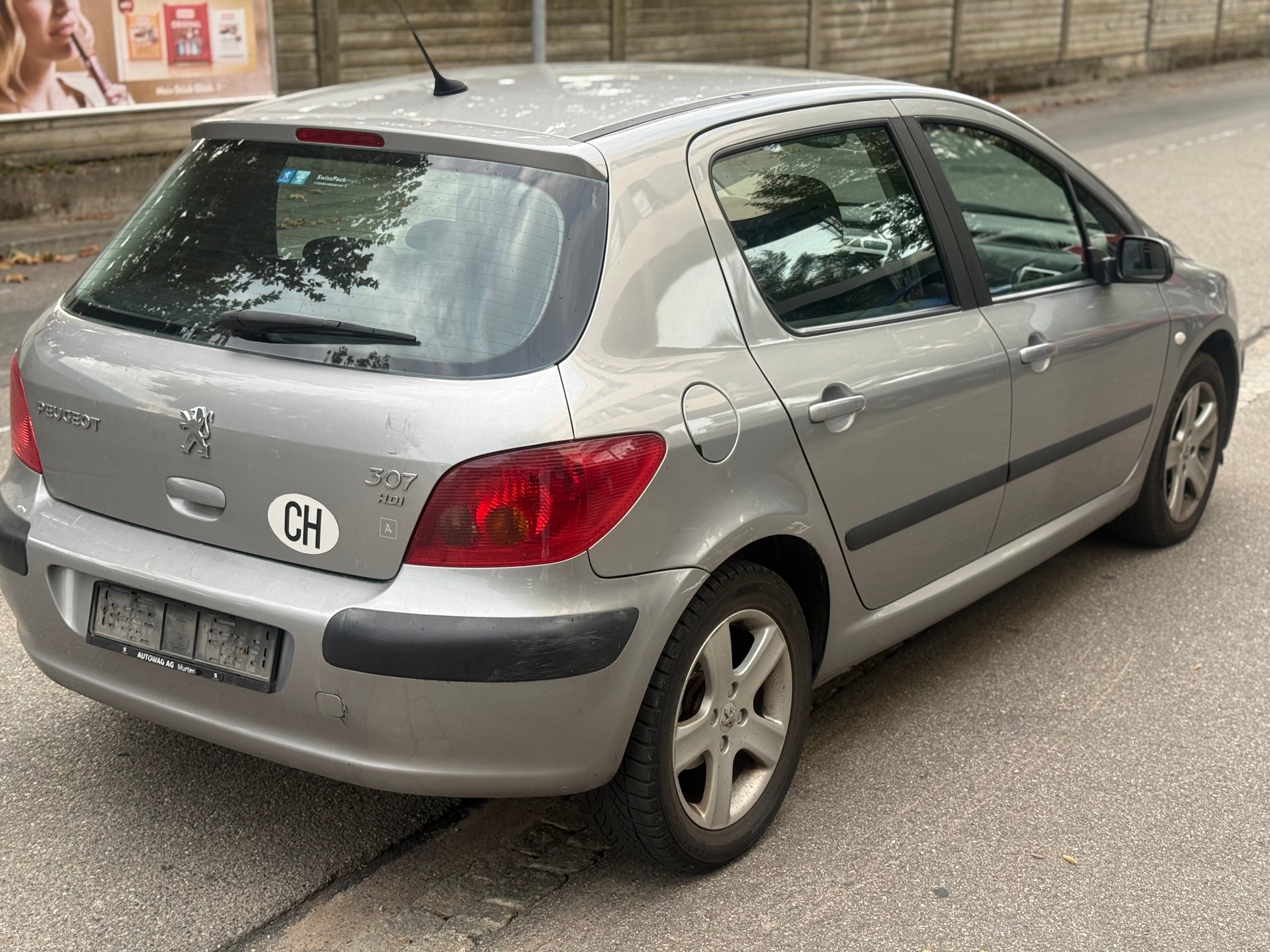 PEUGEOT 307 1.6 HDI XS-image-2