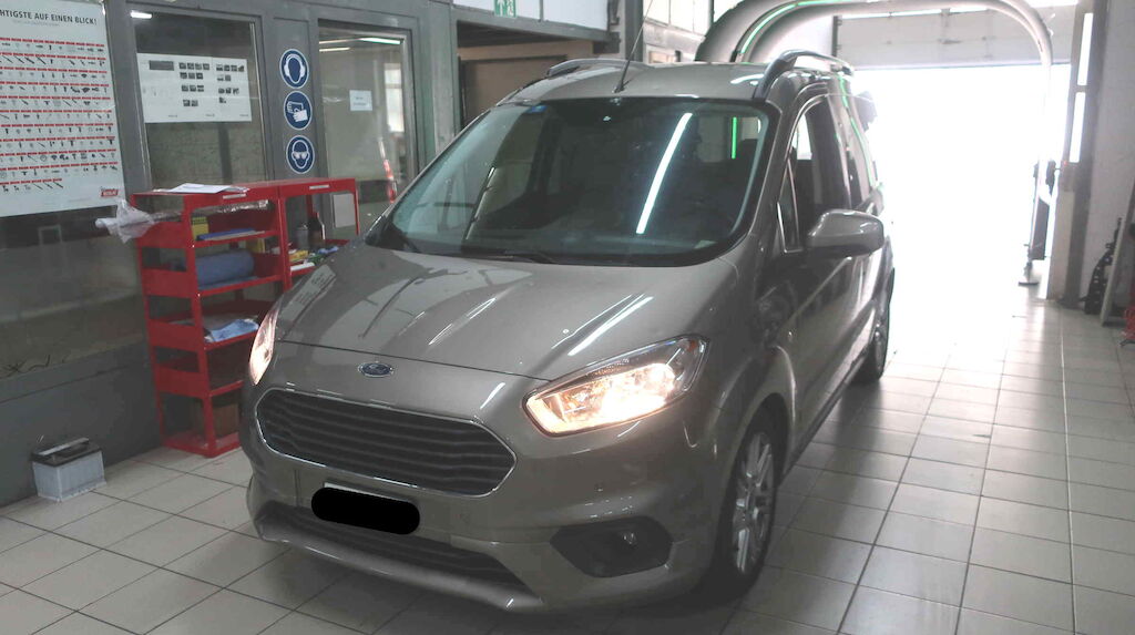 FORD Tourneo Courier 1.0 SCTi Trend-image-5