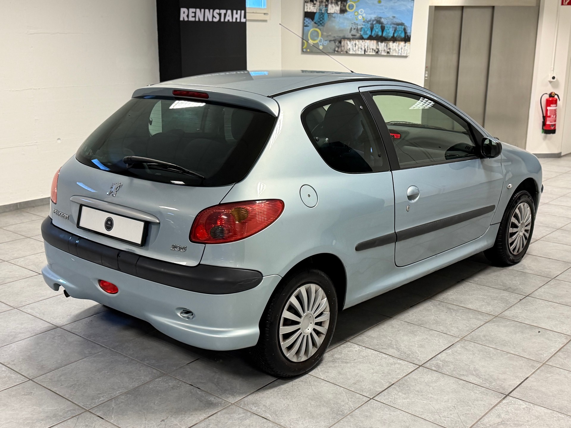 PEUGEOT 206 1.6 16V (XT) Premium-image-6