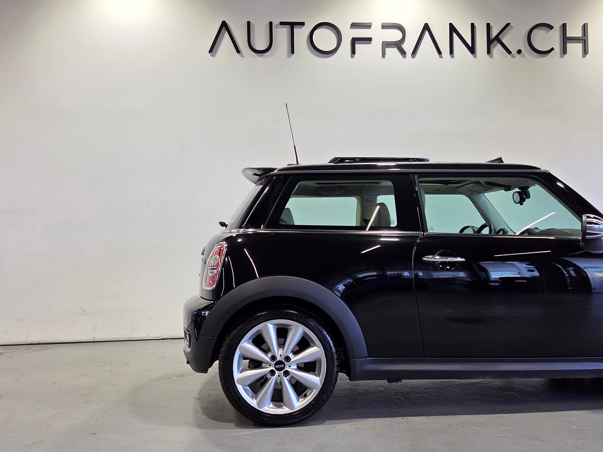 MINI Mini R56 1.6i Cooper S-image-6