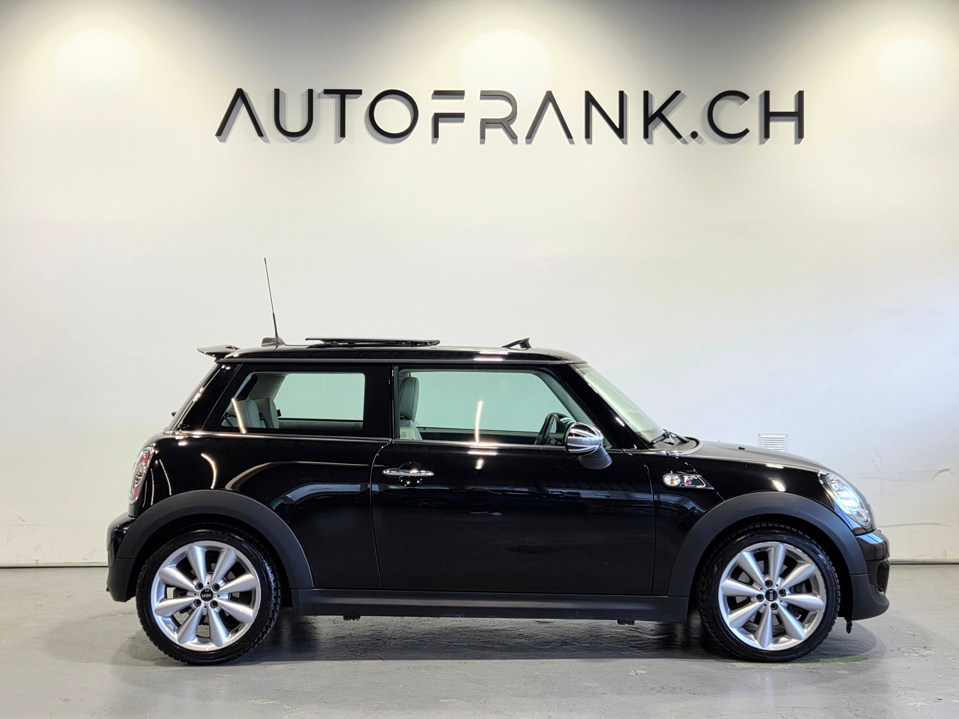 MINI Mini R56 1.6i Cooper S-image-5