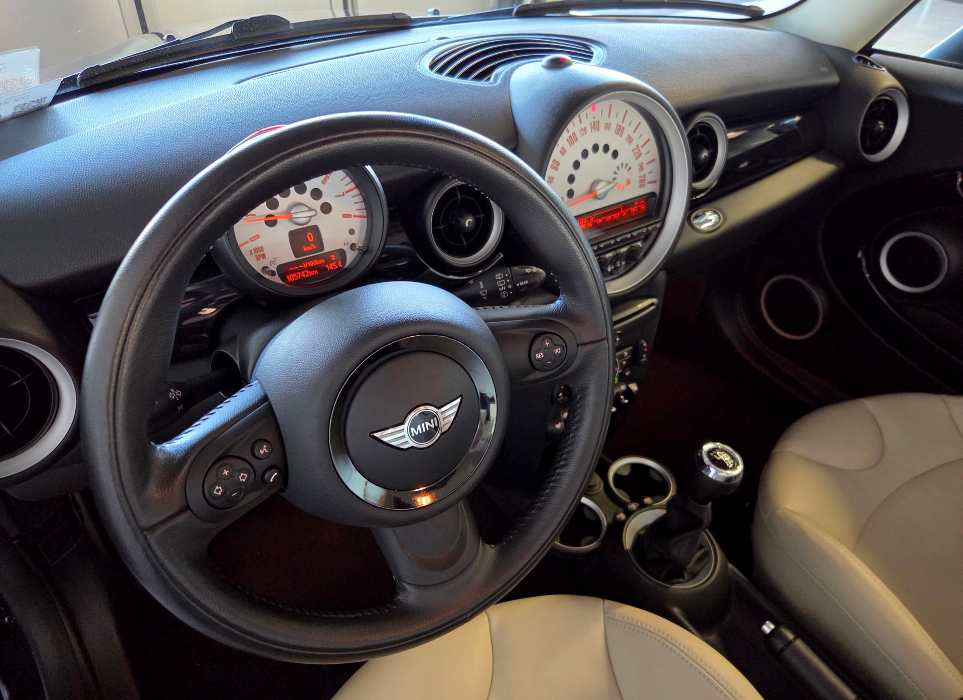 MINI Mini R56 1.6i Cooper S-image-13