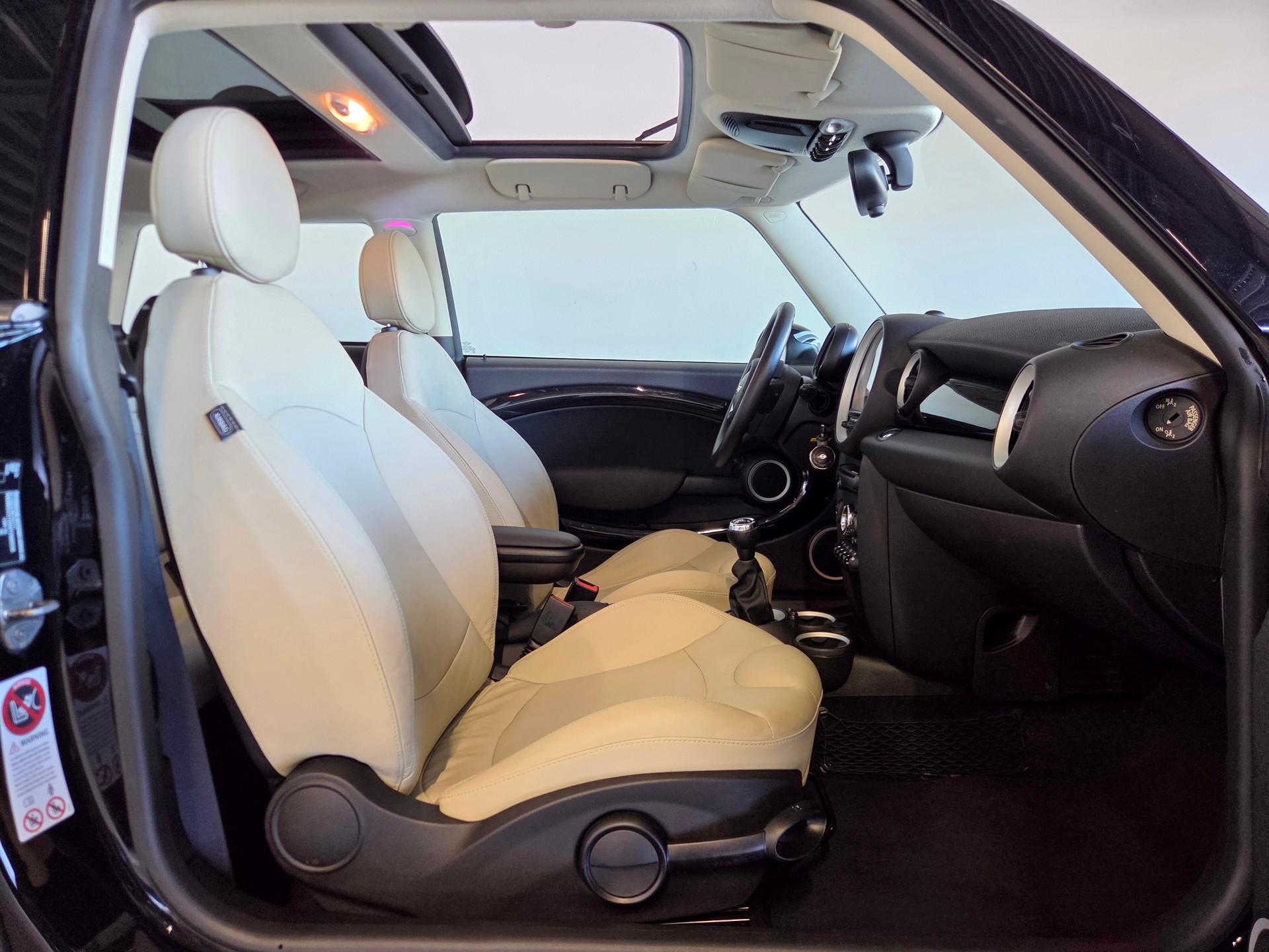MINI Mini R56 1.6i Cooper S-image-16