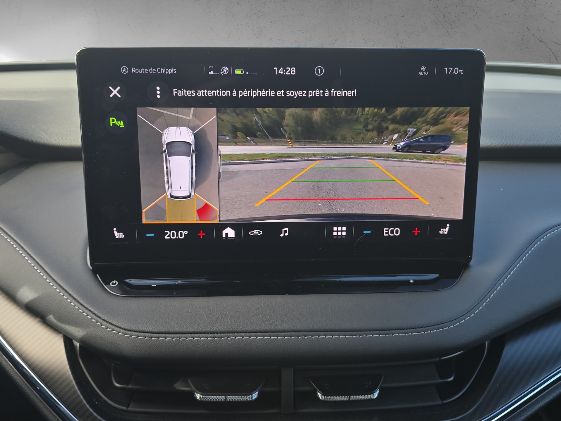 SKODA Enyaq iV 80x SportLine-image-14
