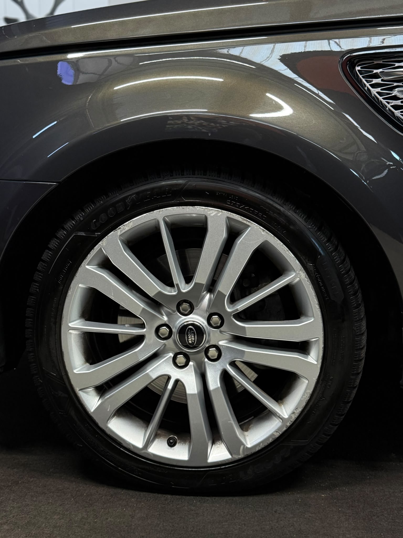 LAND ROVER Range Rover Sport 3.0 TDV6 HSE Automatic-image-8