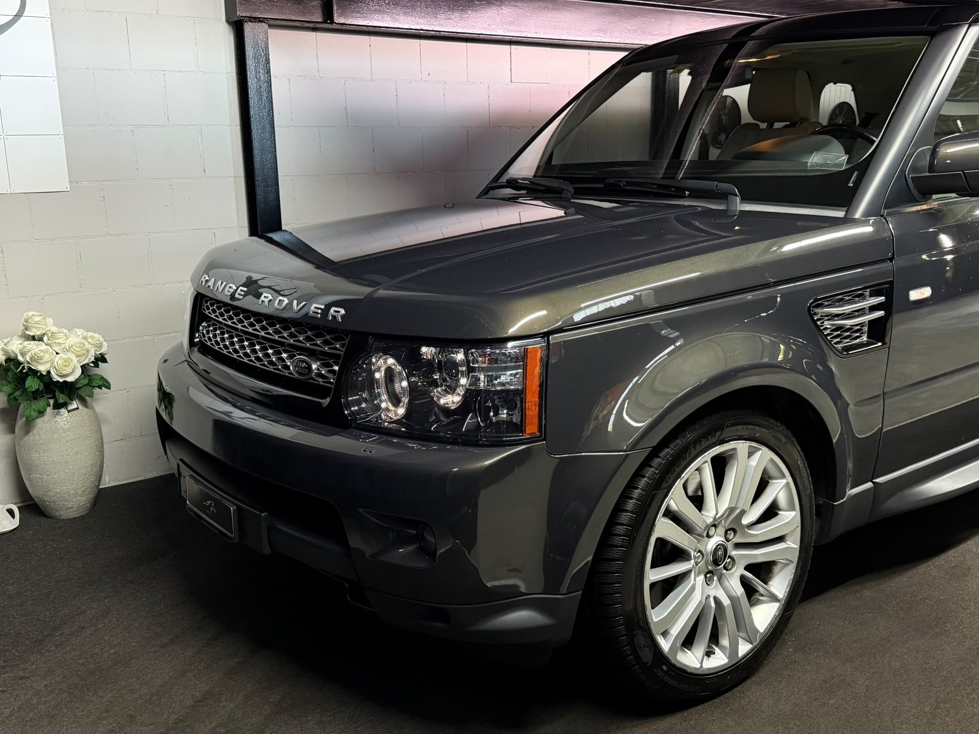 LAND ROVER Range Rover Sport 3.0 TDV6 HSE Automatic-image-6