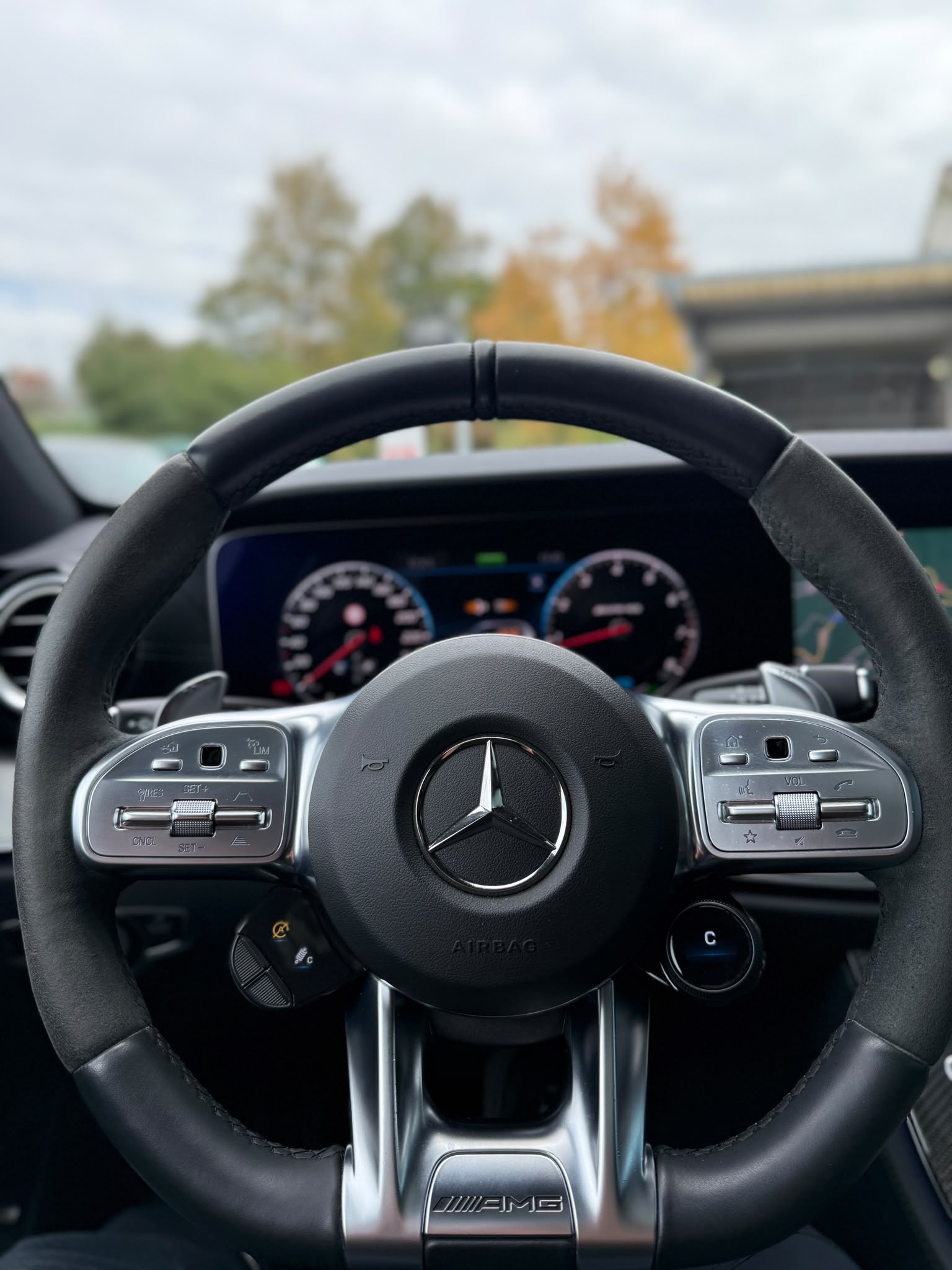 MERCEDES-BENZ E 53 AMG 4Matic 9G-Tronic-image-10