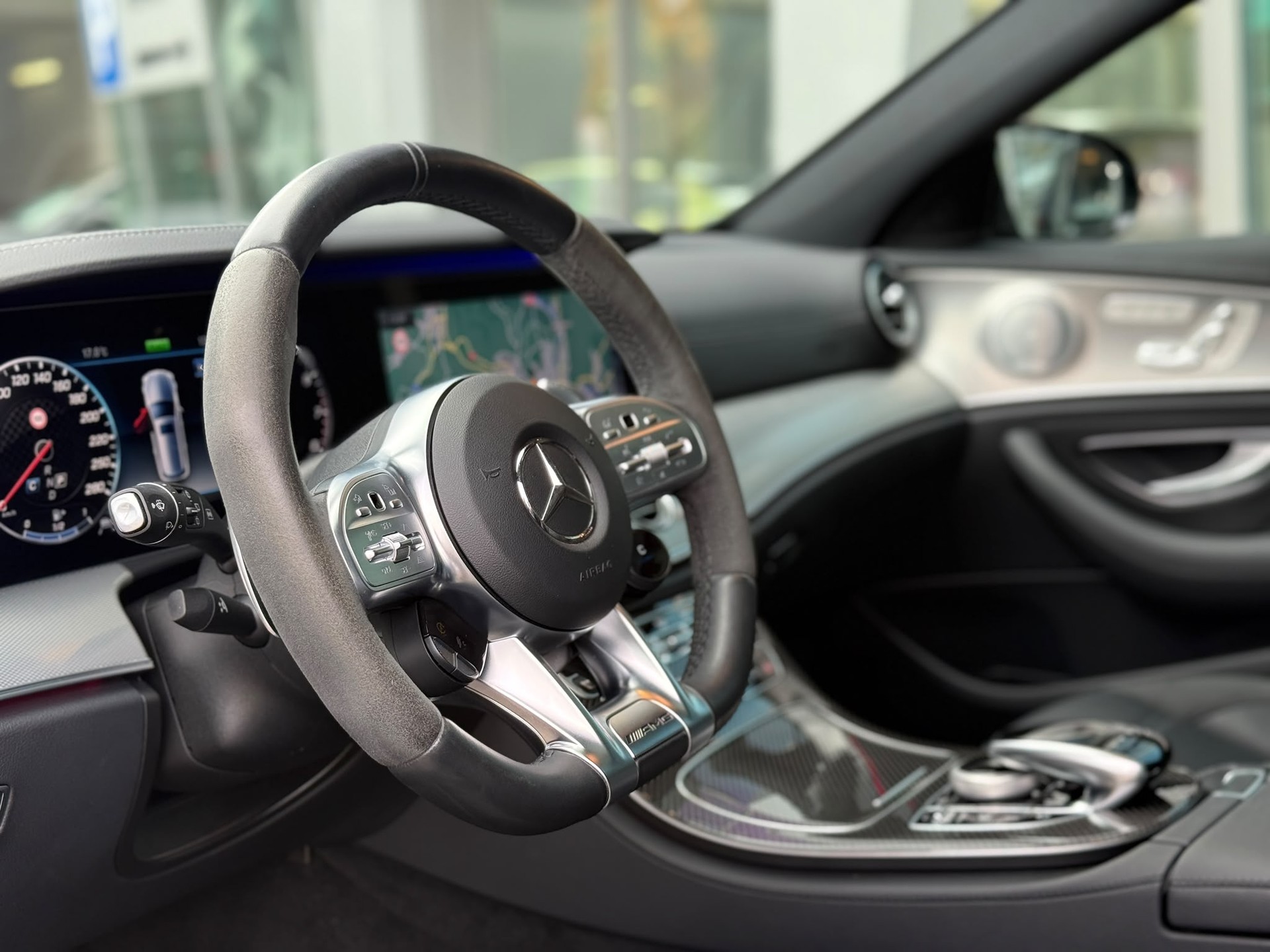 MERCEDES-BENZ E 53 AMG 4Matic 9G-Tronic-image-9