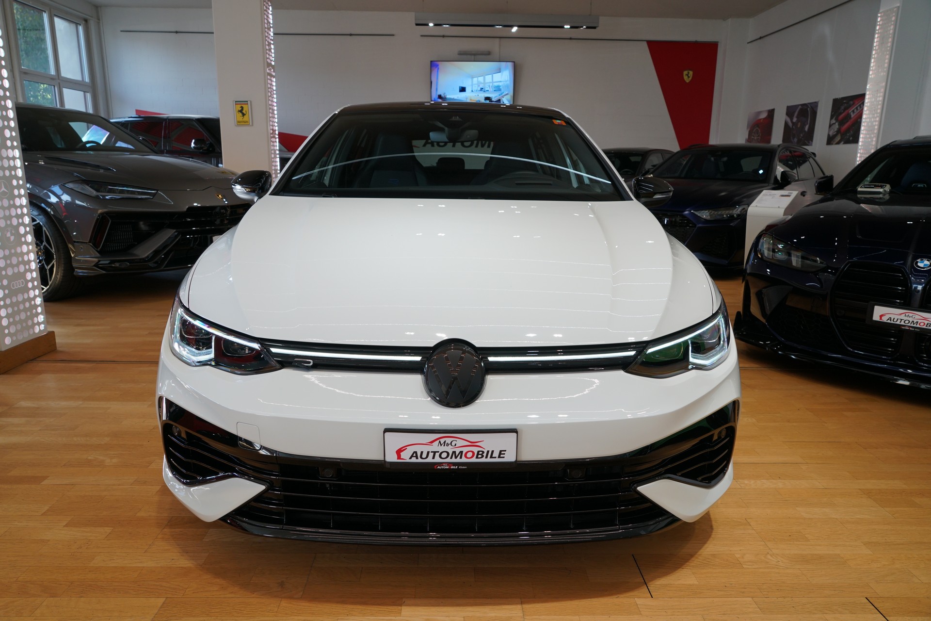 VW Golf 2.0 TSI R DSG 4Motion "Akrapovic" Performancepaket 270 km/h-image-1