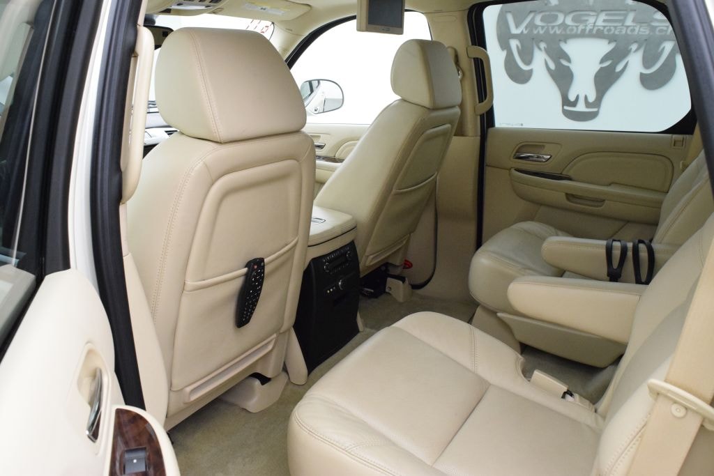 CADILLAC Escalade 6.2 Sport Luxury-image-14