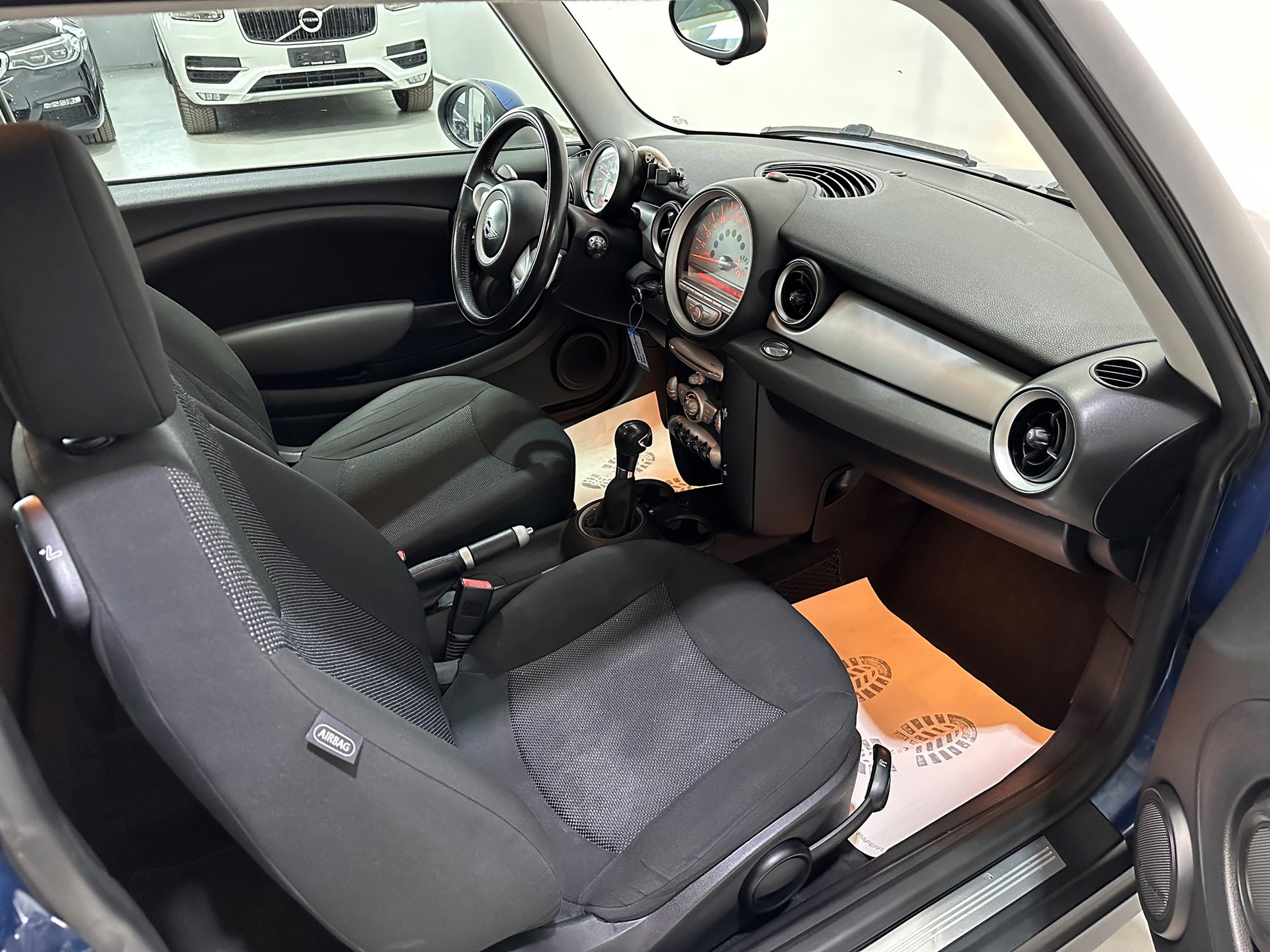MINI Clubman Cooper Steptronic-image-13