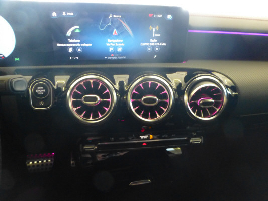 MERCEDES-BENZ CLA SB 250 AMG Line 4M 7G-image-12