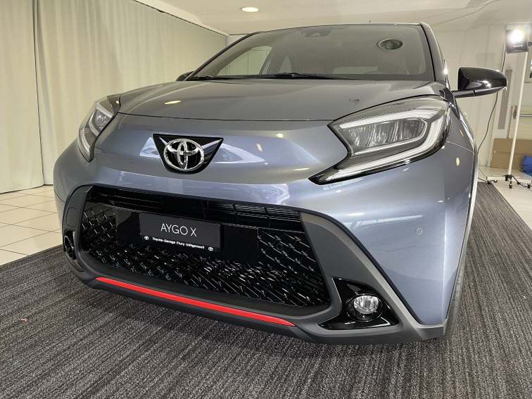 TOYOTA Aygo X 1.0 VVT-i Undercover-image-3