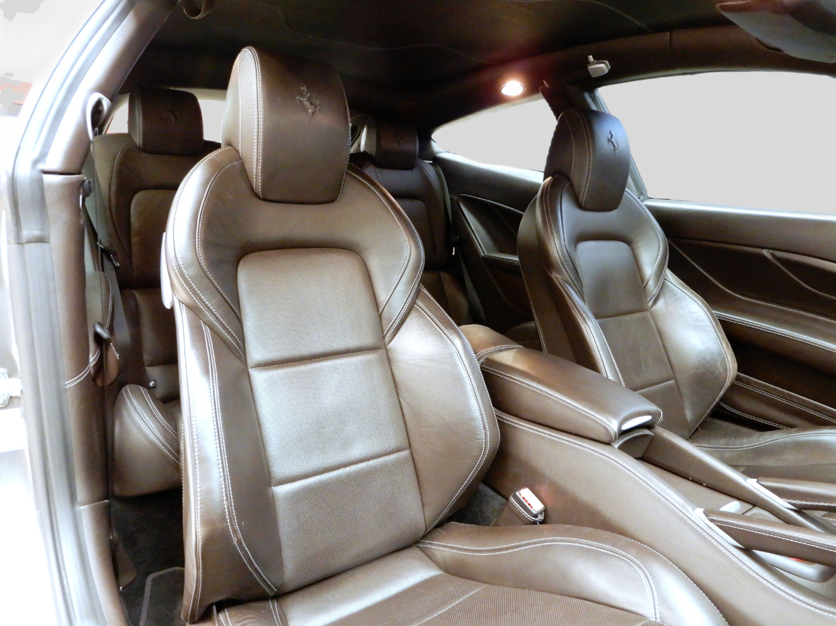 FERRARI FF-image-12