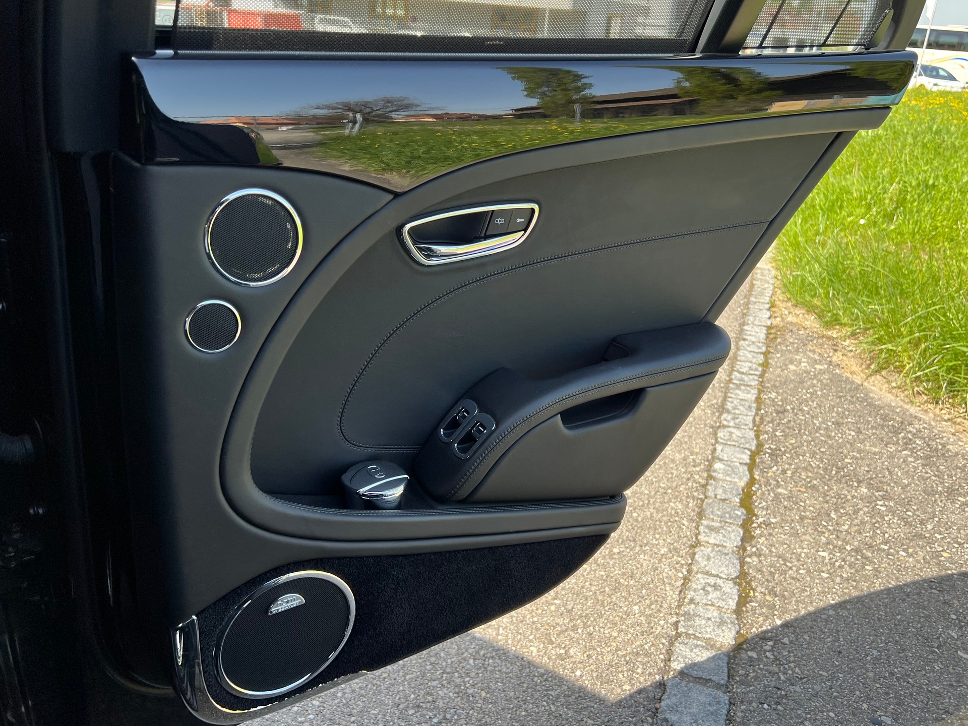 BENTLEY NEU AB MFK 10.07.2025. MULSANNE "BLACK IN BLACK" SONDERMODELL. LEASING 980.--image-17