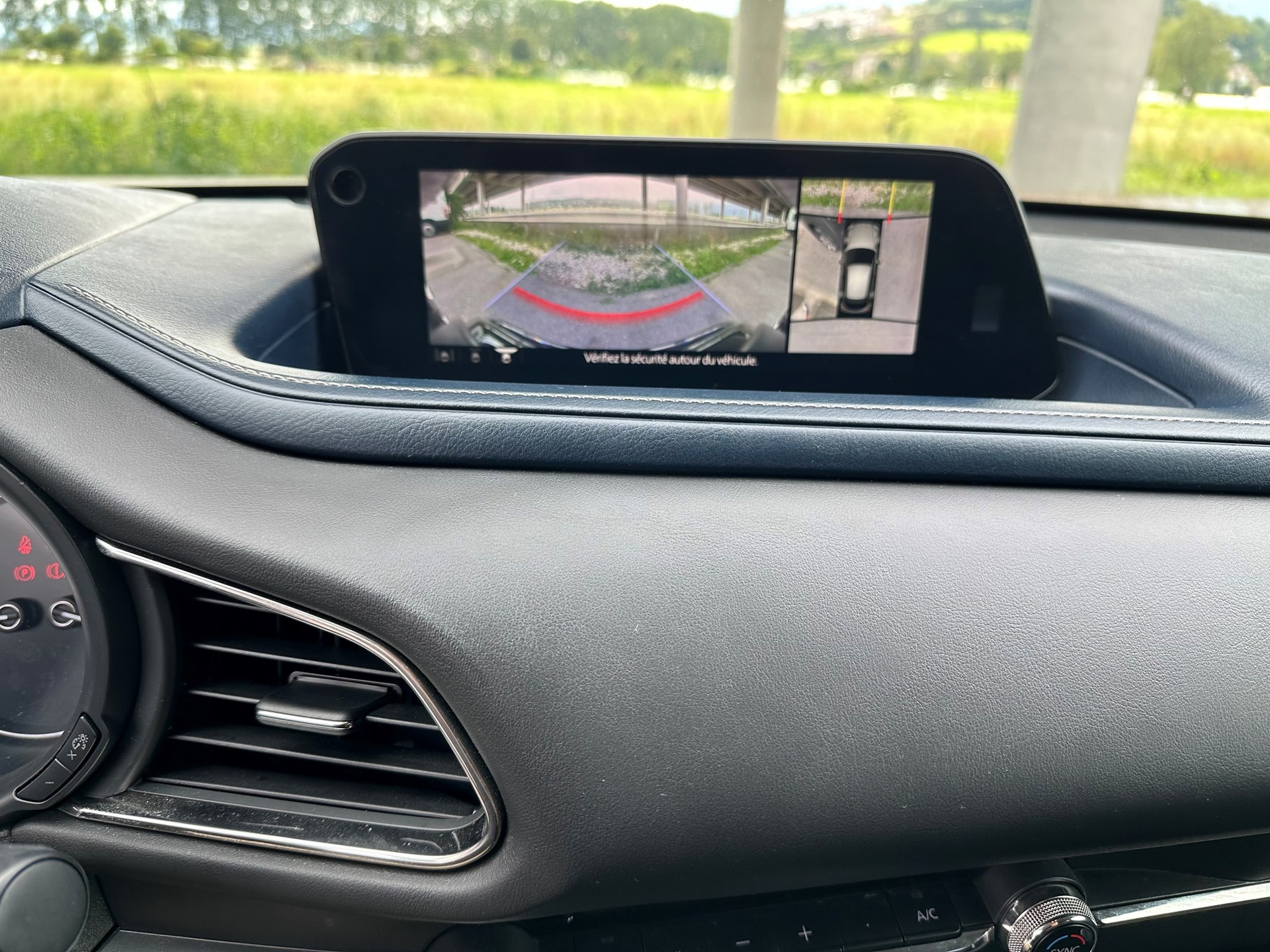 MAZDA CX-30 Ambition PLus M Hybride-image-4