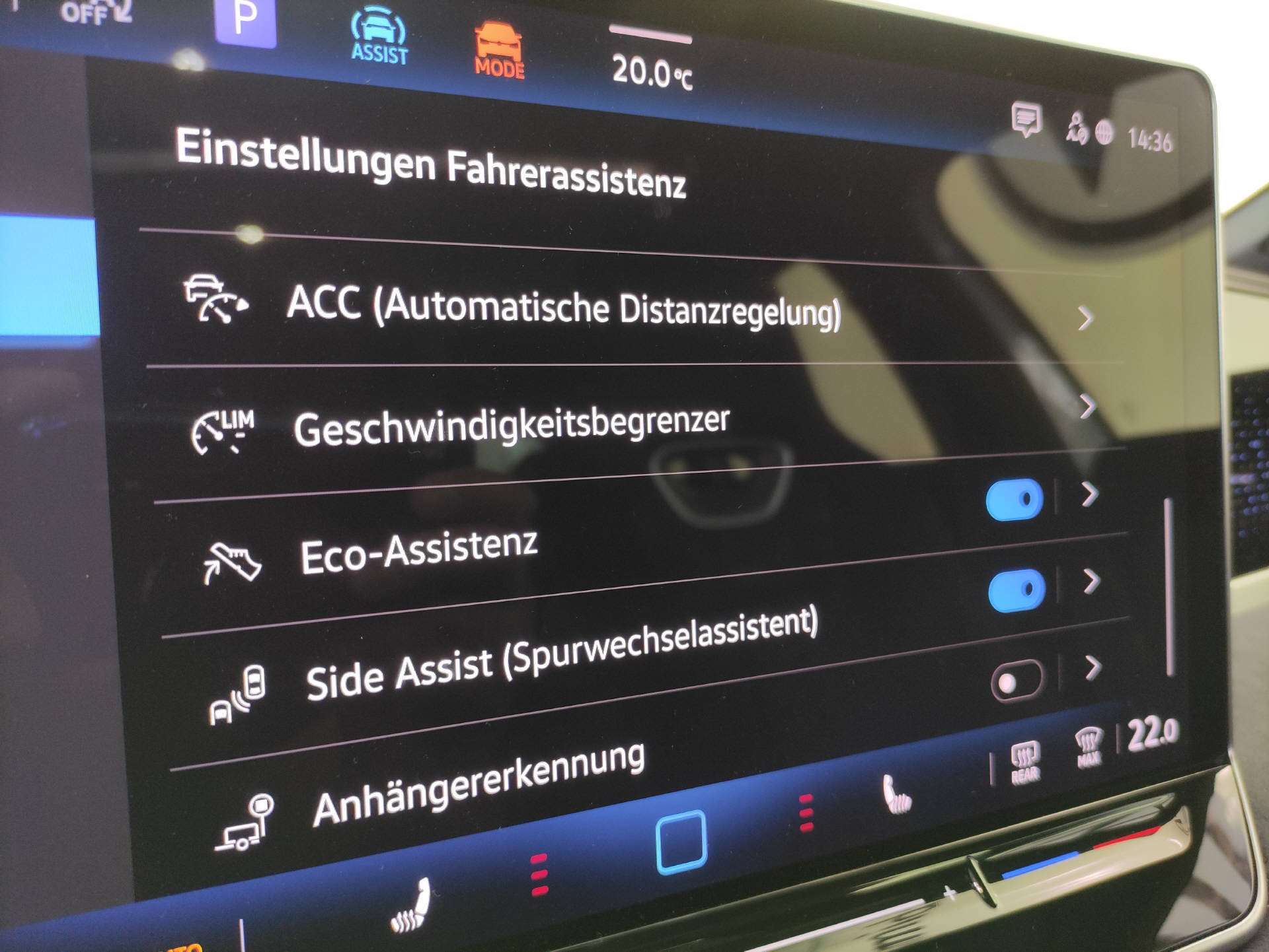 VW Passat Variant 2.0 TDI R-Line DSG-image-7